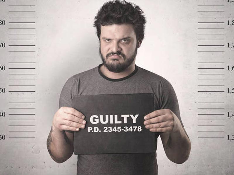 在逃犯罪人员 在逃犯罪人员